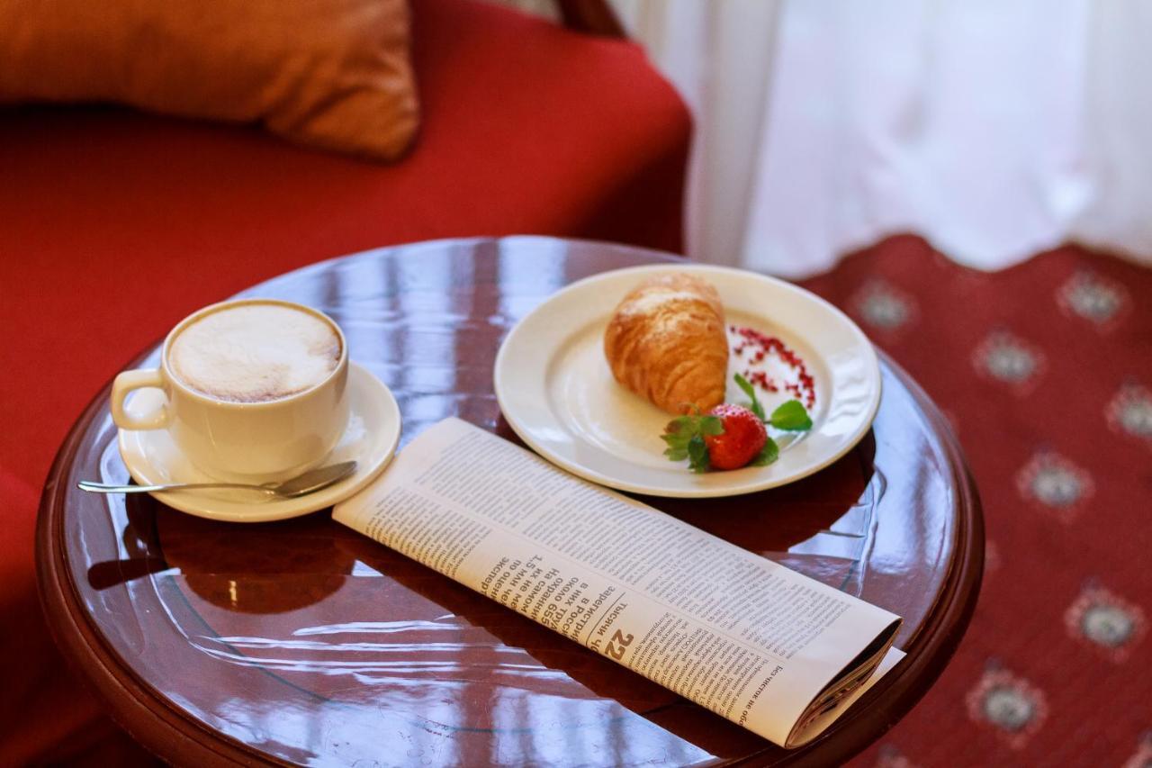 Hotel Na Kazachyem Moskow Bagian luar foto